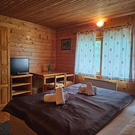 Apartment Mreznicka Kuca ドゥガ・レサ エクステリア 写真